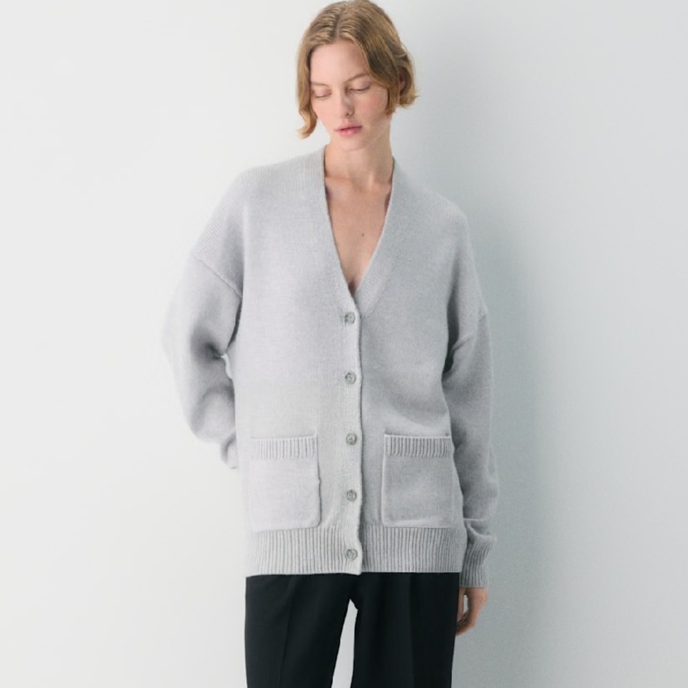 Aritzia Chunky Merino Wool V-Neck Cardigan Heather Chrome XS NWT